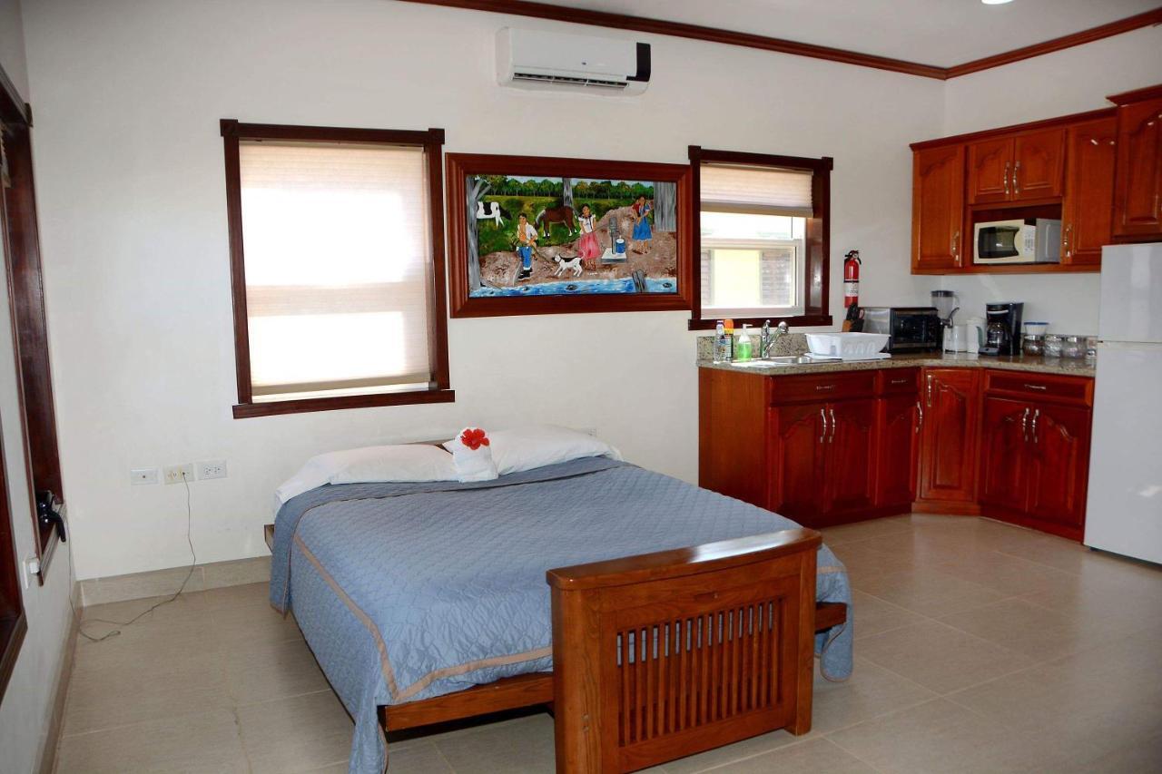 Belizean Nirvana Placencia Екстер'єр фото